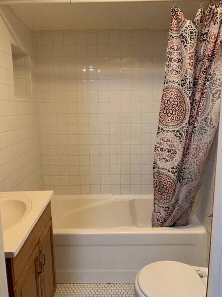 More Photos Of 1011 Union Ave, Schenectady Apartments For Sale