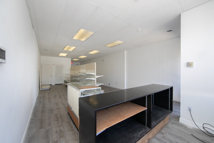 More Photos Of 12 N Black Horse Pike, Runnemede Storefront Retail Residential For Lease