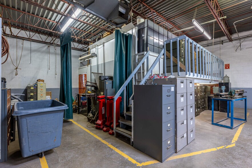 More Photos Of , Dayton Unknown For Sale