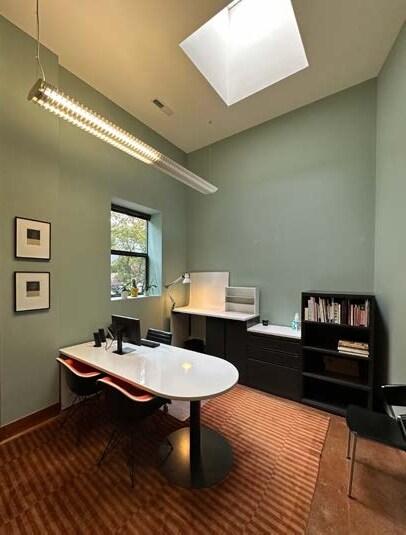 More Photos Of 2130 NW 29th Ave, Portland Office For Sale