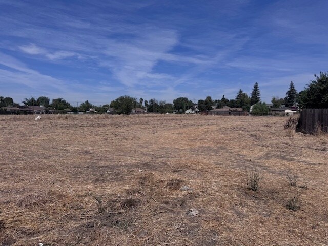 More Photos Of South P Street St, Merced Land For Sale