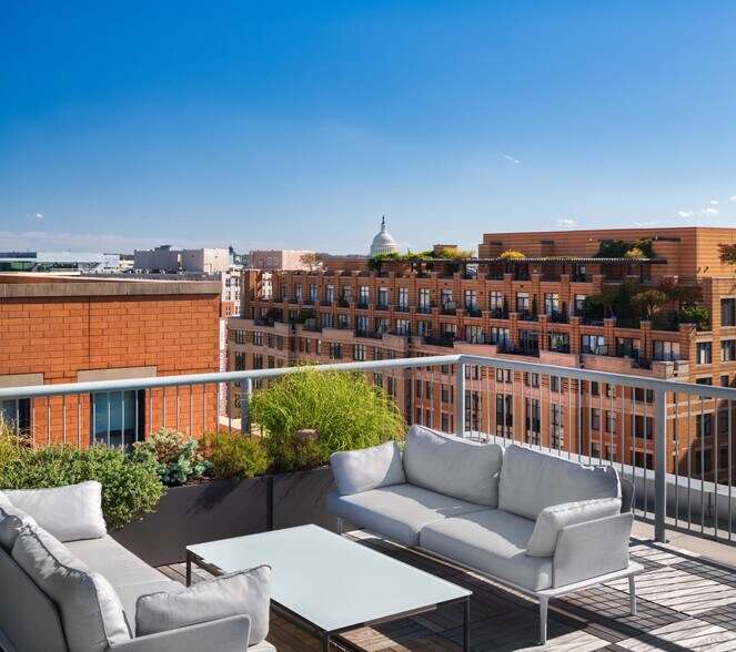 More Photos Of 455 Massachusetts Ave NW, Washington Office For Lease