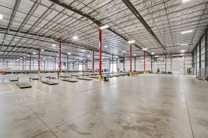 More Photos Of 1995 Route 19 S, Bryson City Warehouse For Sale