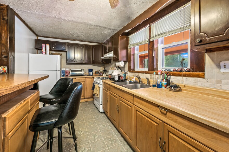 More Photos Of 9494 Riverton Rd, Bangor Restaurant For Sale