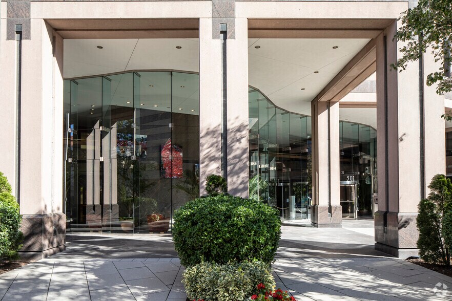 More Photos Of 501 3rd St NW, Washington Office For Lease