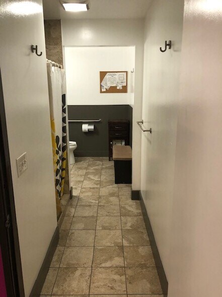 More Photos Of 2925 Airway Ave, Costa Mesa Warehouse For Lease