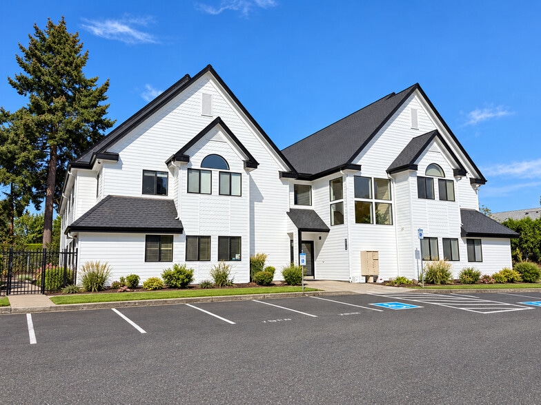 More Photos Of 8513-8515 NE Hazel Dell Ave, Vancouver Medical For Sale