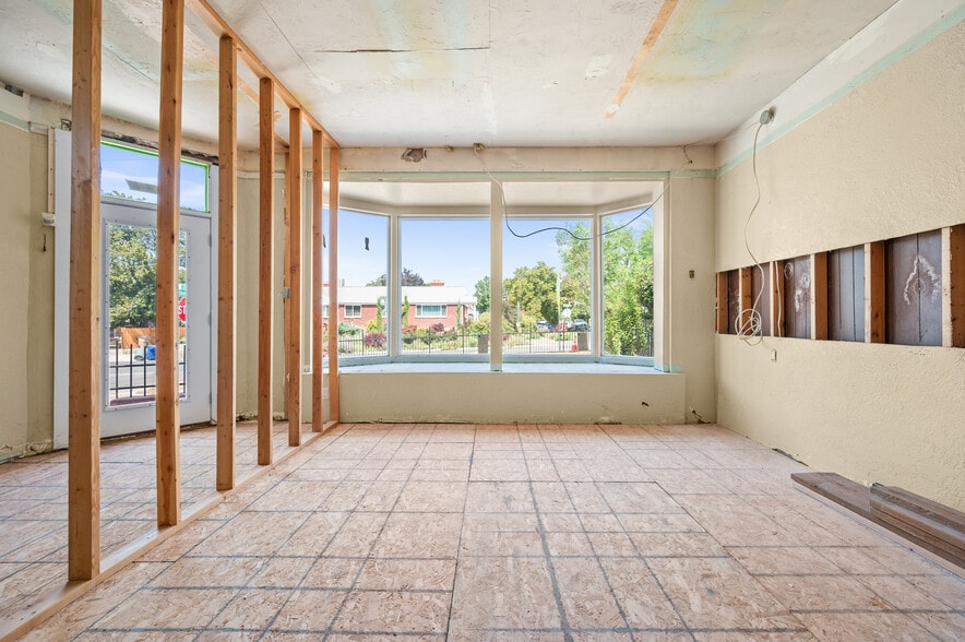 More Photos Of 1826 E 2700 S, Salt Lake City Freestanding For Lease