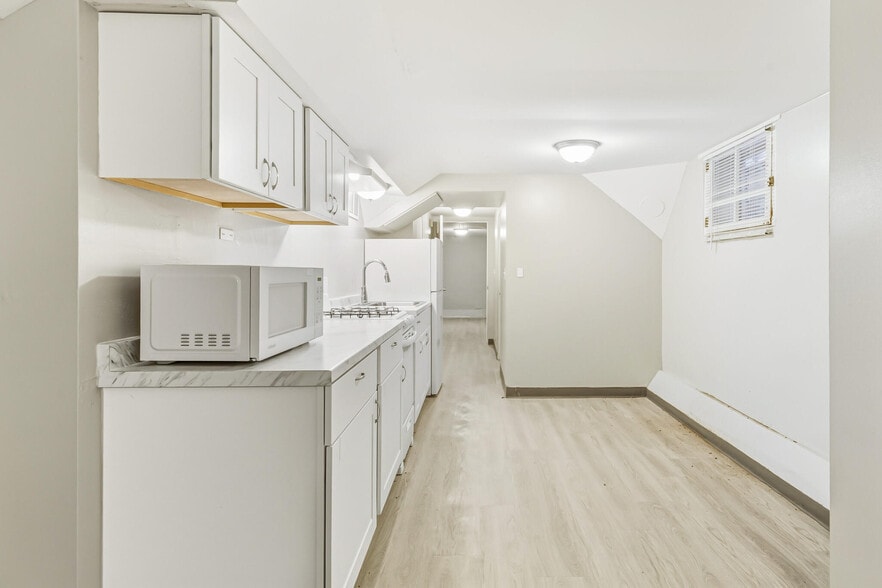 More Photos Of 1360 Franklin St, Denver Apartments For Sale