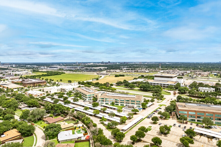 More Photos Of 2201 W Plano Pky, Plano Office For Lease