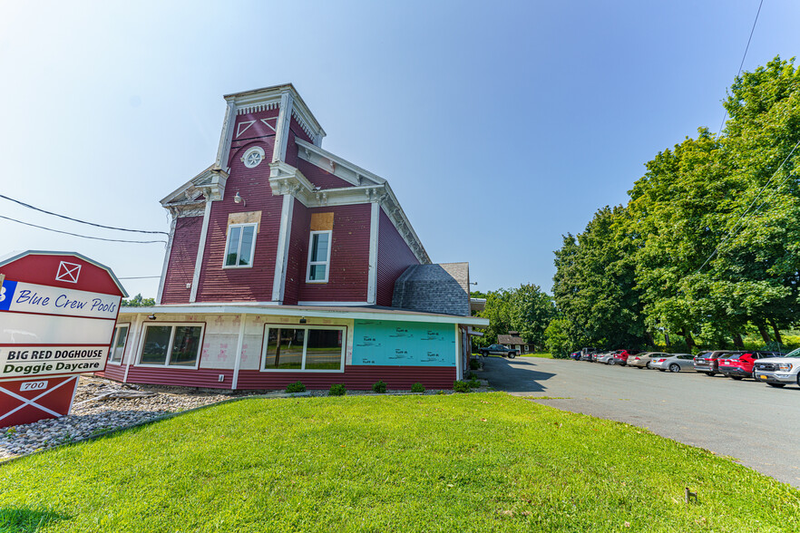 Primary Photo Of 700 Columbia Tpke, East Greenbush Showroom For Lease