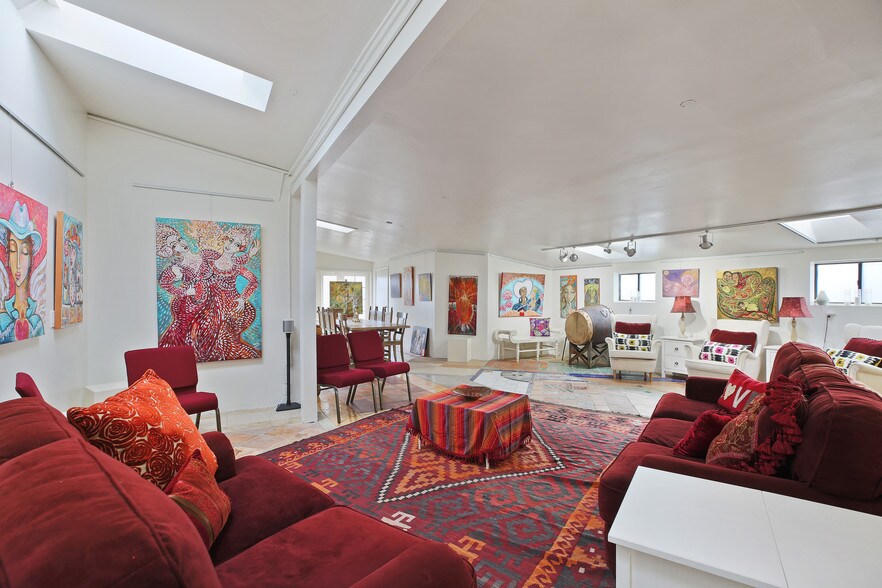 More Photos Of 75 Fremont Dr, Sonoma Storefront Retail Residential For Sale