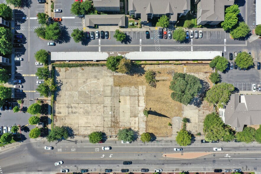 More Photos Of 6620-6630 4th, Sacramento Land For Sale