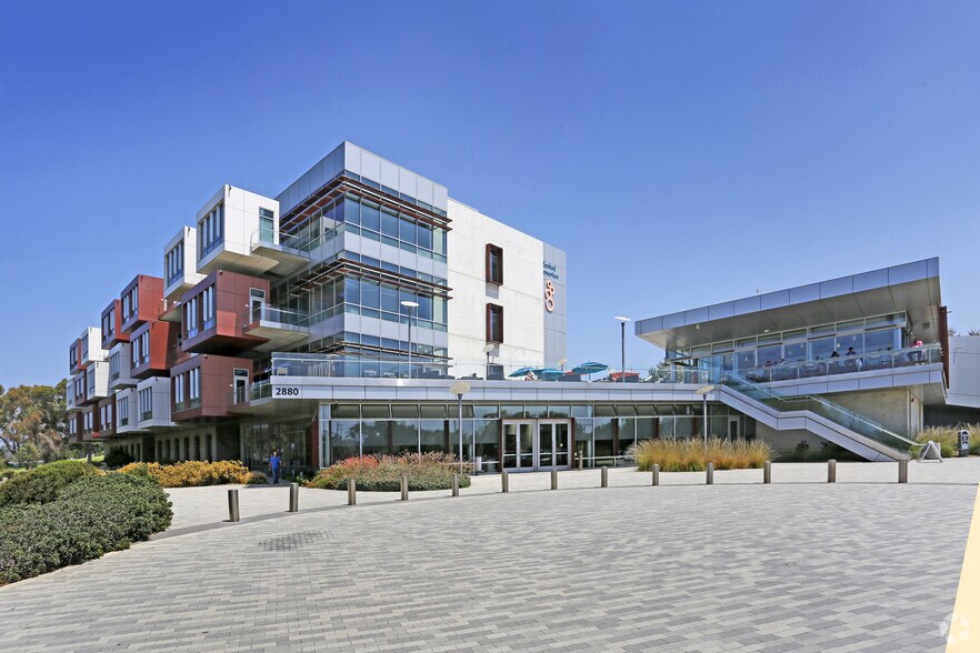 More Photos Of 2880 Torrey Pines Scenic Dr, La Jolla Research And Development For Lease