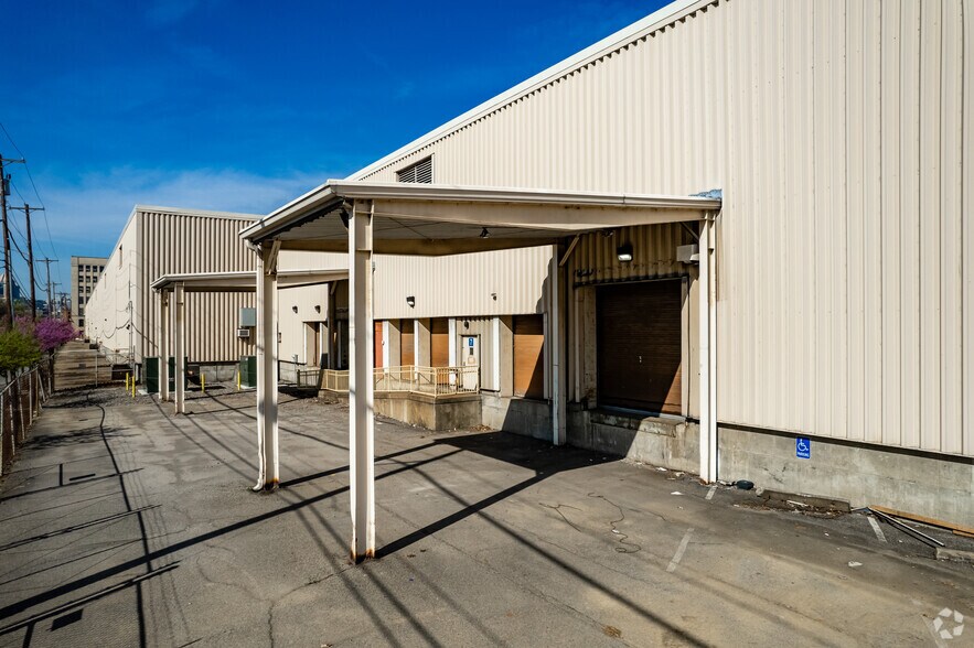 More Photos Of 1080 River Ave, Pittsburgh Warehouse For Lease