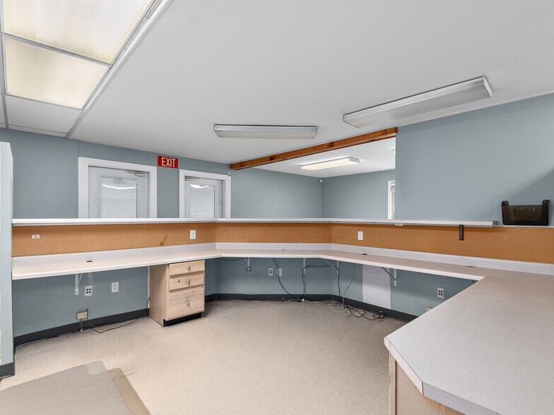 More Photos Of 1001 Greenville Hwy, Hendersonville Medical For Lease