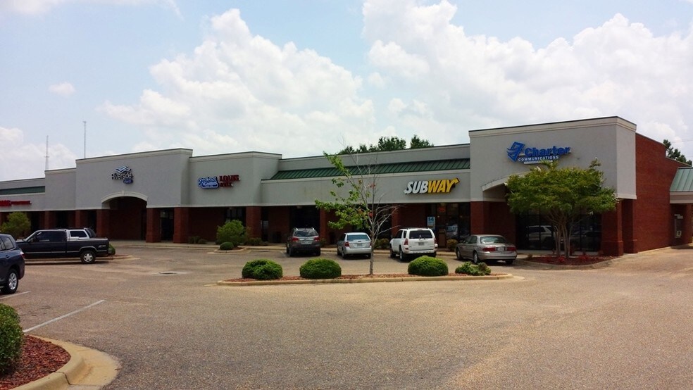 More Photos Of 224-262 Interstate Commercial Park Loop, Prattville General Retail For Lease