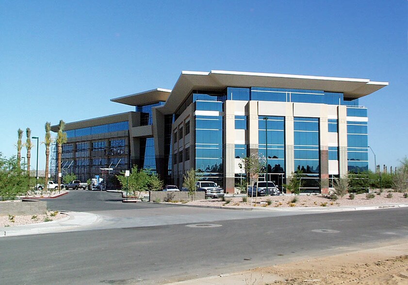 More Photos Of 7047 E Greenway Pky, Scottsdale Office For Lease