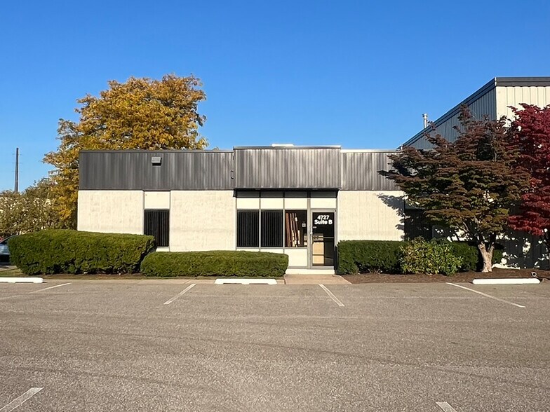 Primary Photo Of 4727 Pittsburgh Ave, Erie Warehouse For Lease