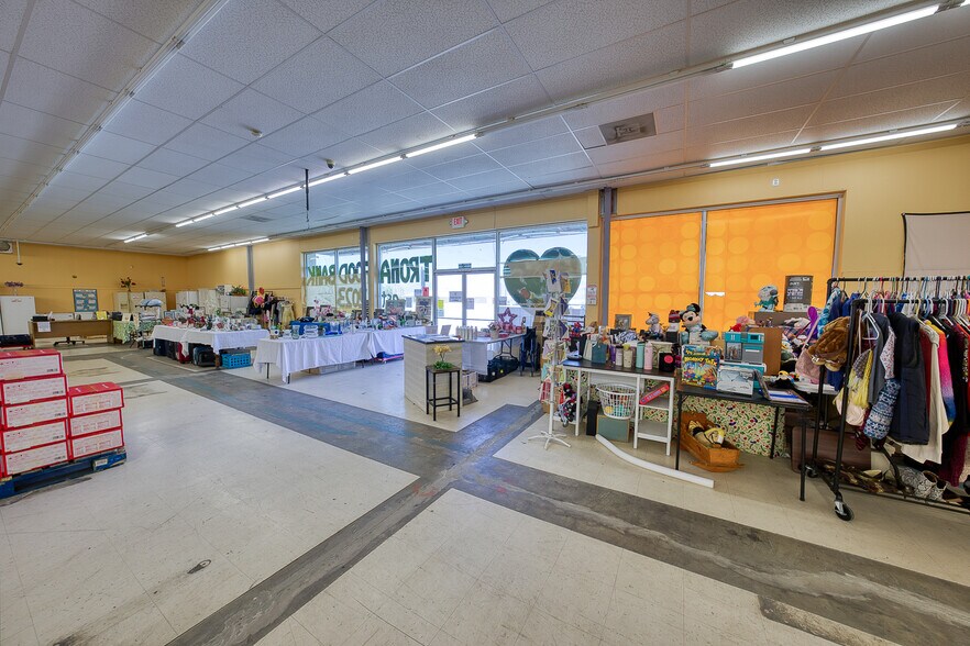 More Photos Of 13247 Jones St, Trona Freestanding For Sale