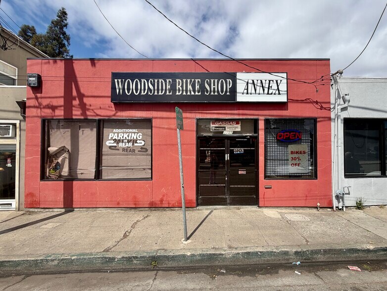 Primary Photo Of 2751 El Camino Real, Redwood City Storefront Retail Residential For Sale
