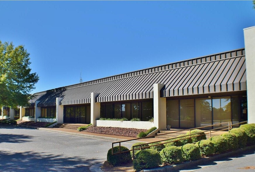 Primary Photo Of 1555 The Boardwalk, Huntsville Office For Lease