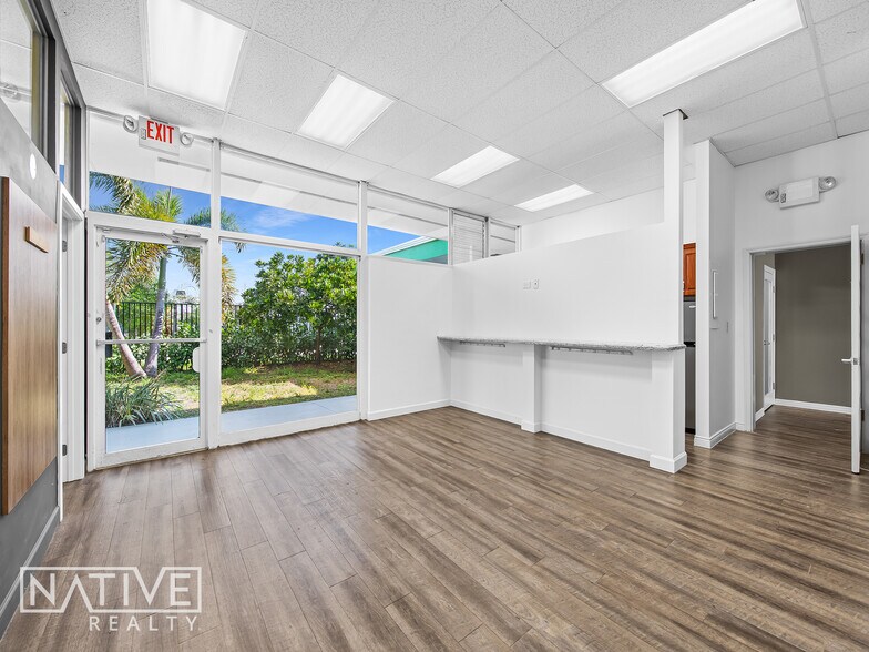More Photos Of 2700 E Oakland Park Blvd, Fort Lauderdale Office For Sale