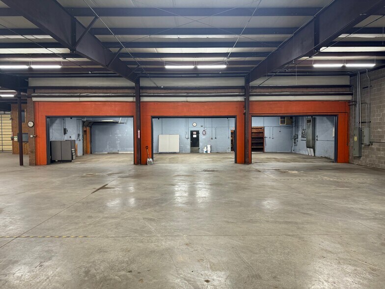 More Photos Of 1711 N Sheridan Rd, Tulsa Manufacturing For Sale