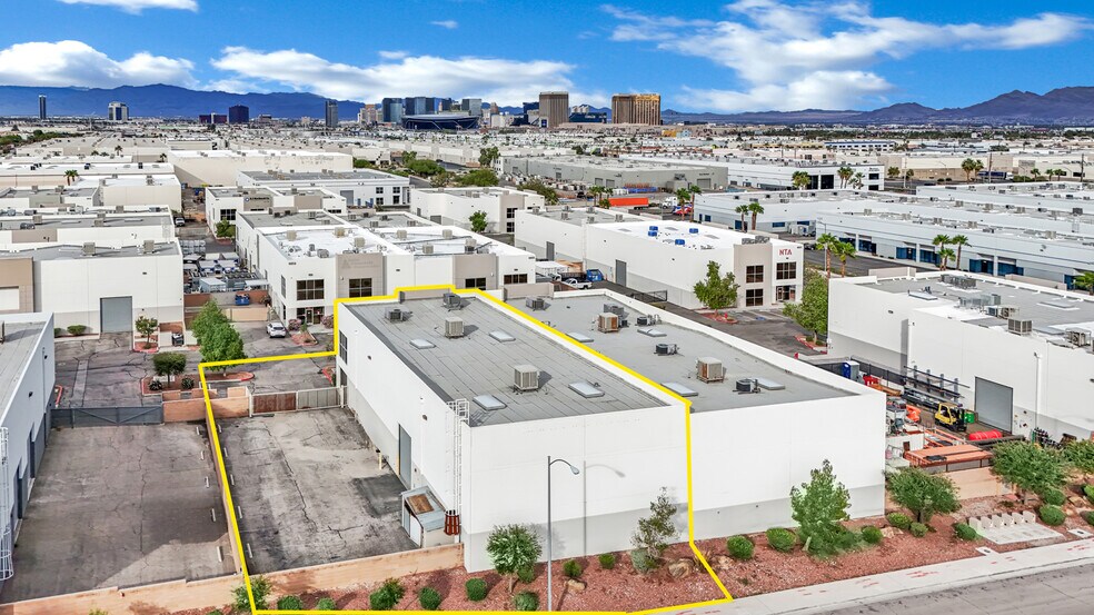 More Photos Of 6675 Schuster St, Las Vegas Warehouse For Lease