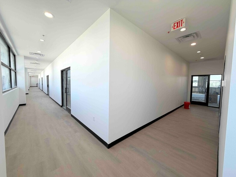 More Photos Of 11005 Preston Road, Frisco Medical For Sale