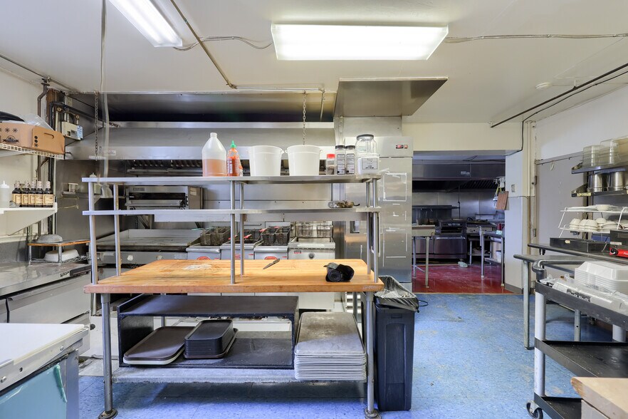 More Photos Of 601 S Front St, Wrightsville Specialty For Sale