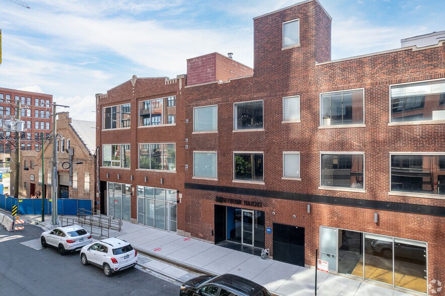 More Photos Of 220 N Aberdeen St, Chicago Loft Creative Space For Lease