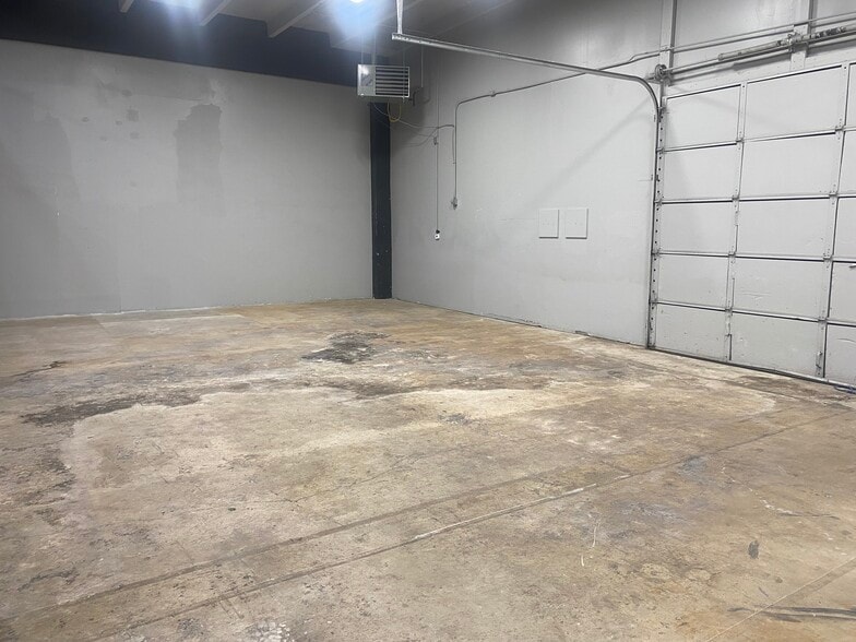 More Photos Of 2111 S College Ave, Fort Collins Office For Lease