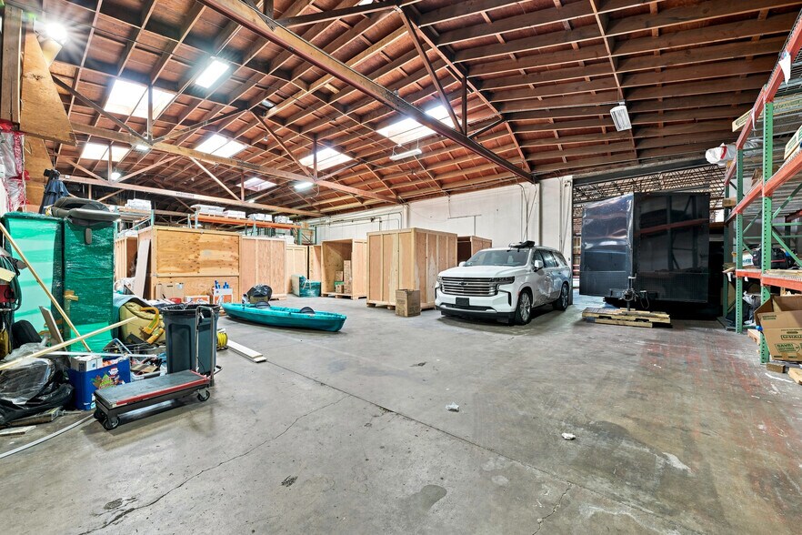 More Photos Of 905-909 Fee Dr, Sacramento Service For Sale