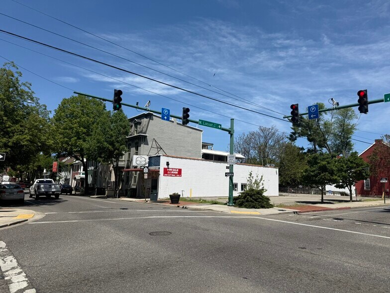 More Photos Of 66 E Franklin St, Hagerstown Storefront For Sale