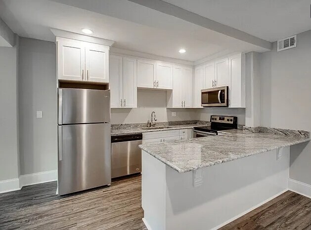 More Photos Of 323 4th St NE, Atlanta Apartments For Sale