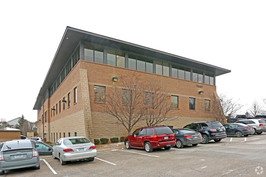 More Photos Of 7447 Egan Dr, Savage Office For Lease