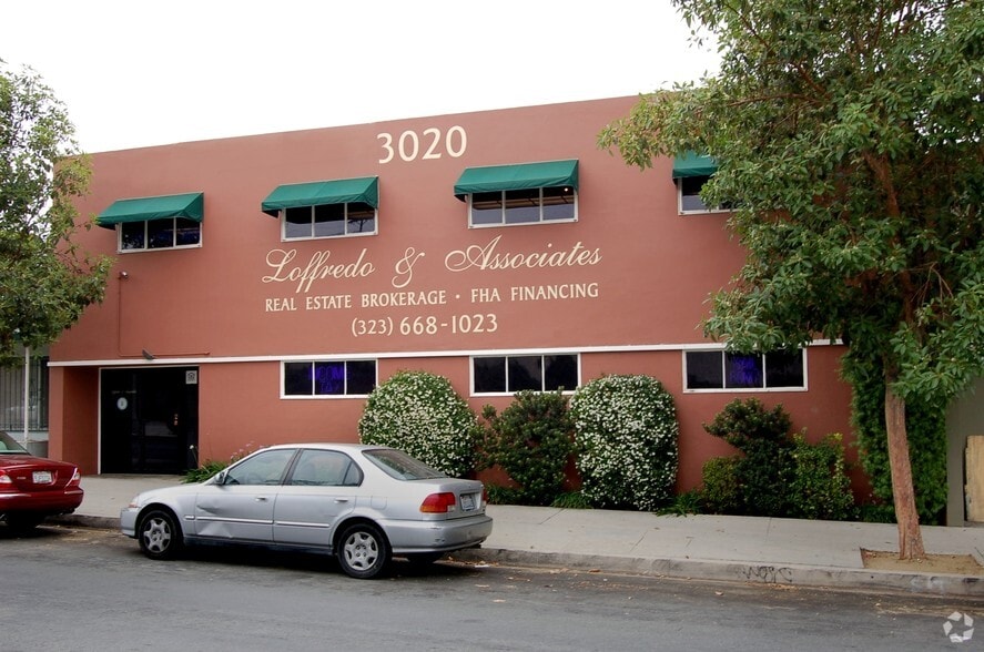 More Photos Of 3020 Glendale Blvd, Los Angeles Light Distribution For Lease