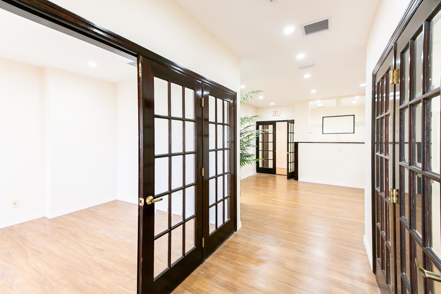 More Photos Of 14200-14238 SW 136th St, Miami Light Manufacturing For Sale