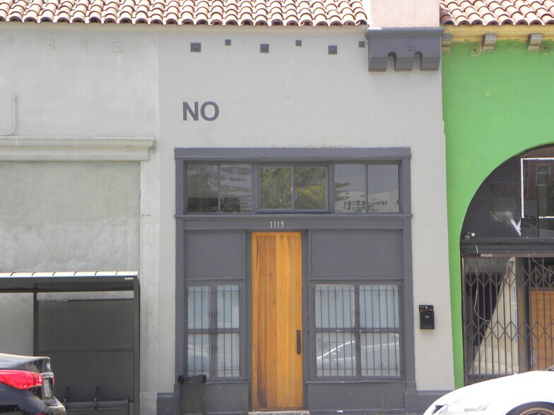 More Photos Of 1101-1119 S La Brea Ave, Los Angeles Freestanding For Lease