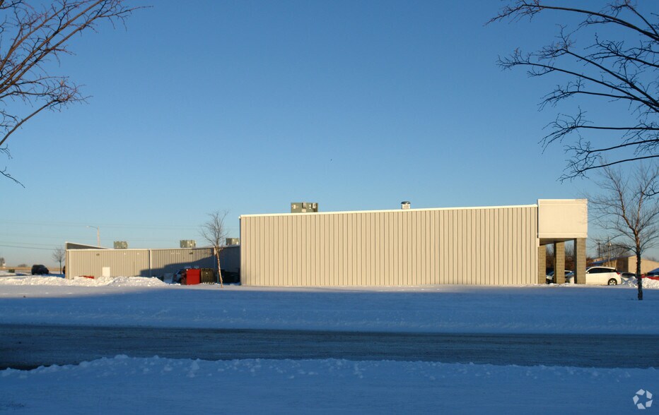 More Photos Of 2000 Wiley Blvd SW, Cedar Rapids General Retail For Sale