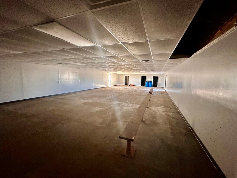 More Photos Of 11823 Highway 8, Fairview Industrial For Sale