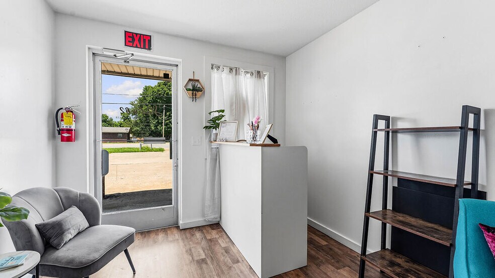 More Photos Of 65 W Main St, Farmington Freestanding For Sale
