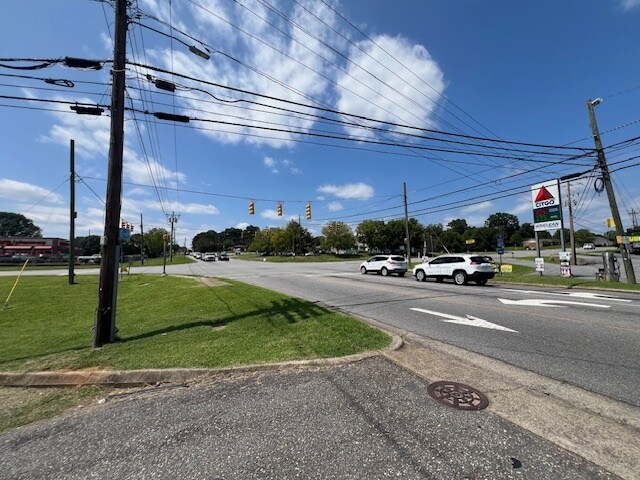 More Photos Of 401 US-70, Connelly Springs General Retail For Sale