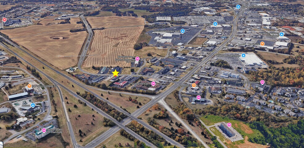 More Photos Of 211 Holiday Dr, Clarksville General Retail For Lease