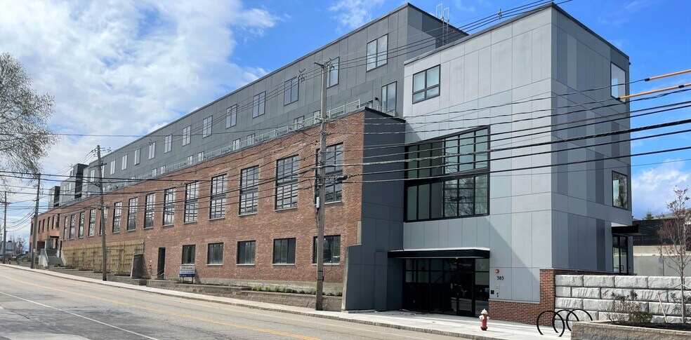 More Photos Of 385 Pleasant St, Watertown Apartments For Lease