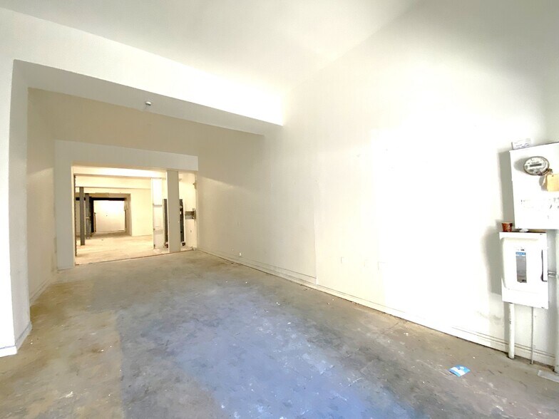 More Photos Of 619-623 S Olive St, Los Angeles Loft Creative Space For Lease