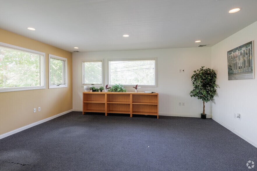 More Photos Of 500 Prospect Ave, West Orange Office For Sale