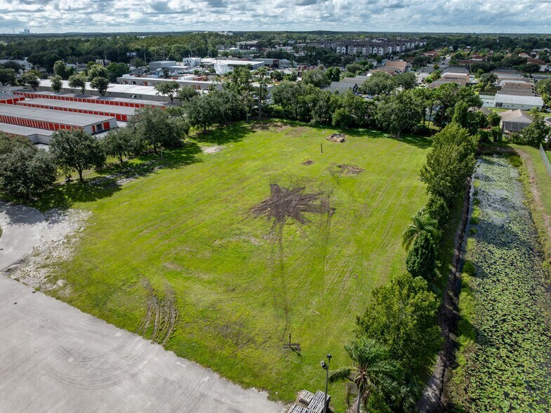 More Photos Of 300 Goldenrod Rd, Orlando Land For Lease