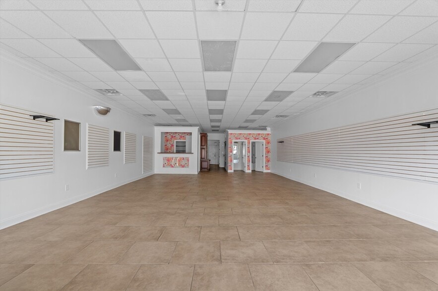 More Photos Of 208 Broad St, Wrens Storefront Retail Office For Lease